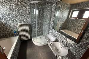 Property thumbnail 25