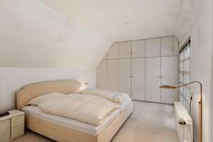 Bremen - Oberneuland | Stilvolles Einfamilienhaus mit Innenpool und Doppelgarage auf großem Grundstü – Die vollständige Adresse der Immobilie erhältst du vom Anbieter., 28355 Oberneuland, Bremen – Vorschaubild 23