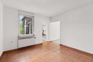Geräumige Doppelhaushälfte mit großem Garten, Terrasse und Garage – viel Platz für Ihre Wohnideen – Die vollständige Adresse der Immobilie erhältst du vom Anbieter., 47198 Alt-Homberg, Duisburg – Vorschaubild 8