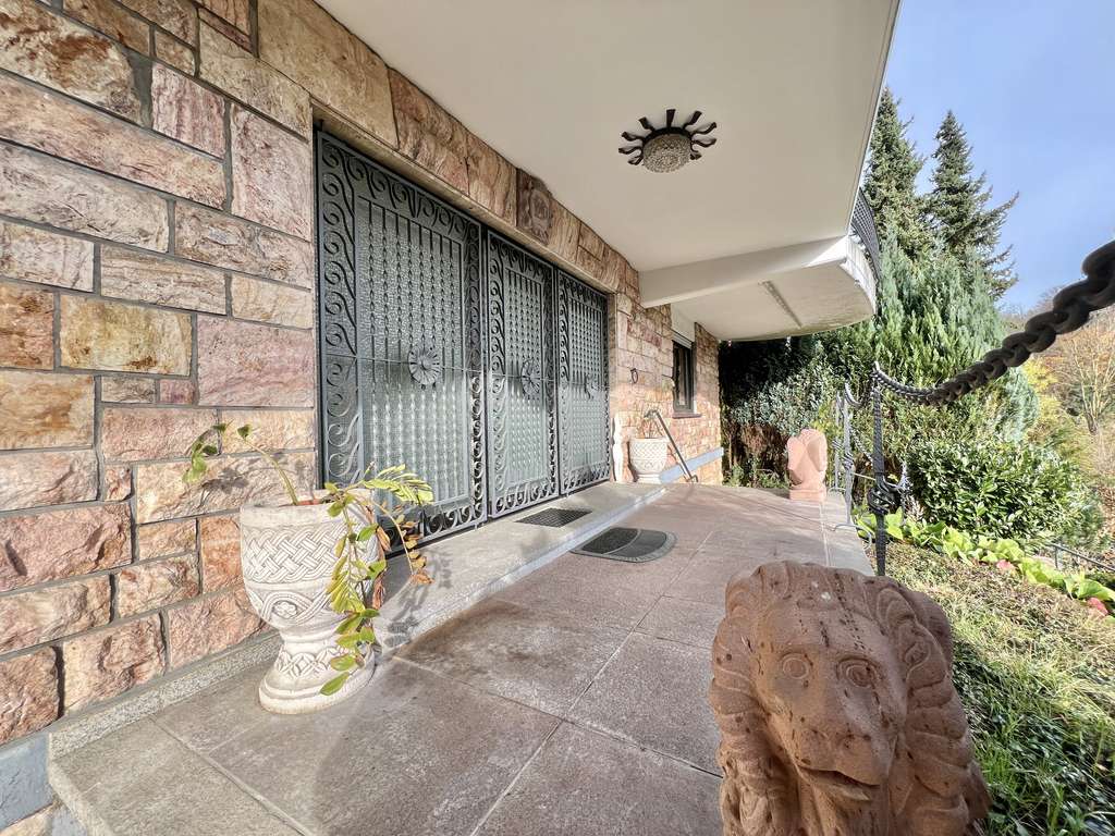 Immobilie in Lautertal - Wohntraum am Hang: Großzügiges Anwesen mit Blick ins Grüne - Bild 1