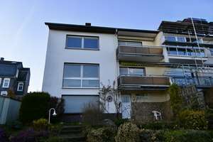 Sonniger Garten & 3 Einheiten – Doppelhaushälfte in Ronsdorf mit Balkonen & Terrasse – Die vollständige Adresse der Immobilie erhältst du vom Anbieter., 42369 Ronsdorf, Wuppertal – Vorschaubild 9