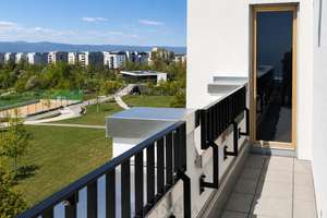 Luxuriöse Penthousewohnung mit Aufzug direkt in die Wohnung und Terrasse mit traumhaftem Parkblick – 60486 Gallus, Frankfurt am Main – Vorschaubild 21