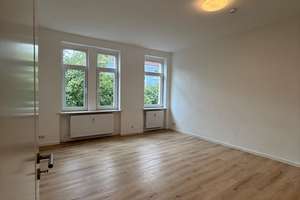 3-Zimmer-Dachgeschosswohnung im gepflegten Altbau | Balkon | Innenstadtlage | WG-geeignet – Heinrichstraße 59, 36037 Fulda – Vorschaubild 5