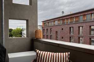 Stilvolle 2-Raum-Wohnung mit Balkon und Küche in Köln Rodenkirchen – Brückenstraße 114, 50996 Köln – Vorschaubild 2