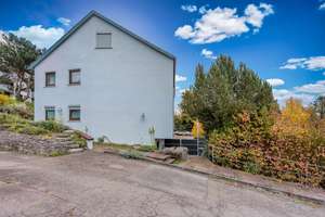 Sehr gepflegtes Reiheneckhaus, mit kleinem Garten u Stellplatz – Korber Strasse 27, 71334 Waiblingen – Vorschaubild 2