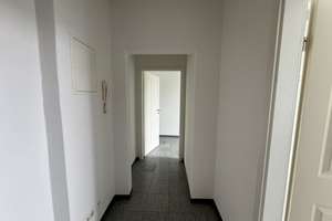 Sofort verfügbar: Etagenwohnung mit Balkon – Kümmelsberg 11, 39110 Stadtfeld West, Magdeburg – Vorschaubild 7