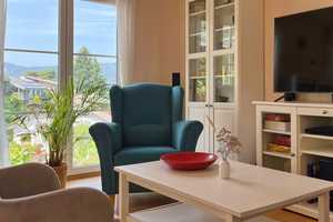 Großzügige Doppelhaushälfte mit schöner Einliegerwohnung und Schwarzwaldblick – Freiburg im Breisgau – Vorschaubild 4