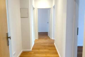 Altbauwohnung  ( Saniert oder unsaniert / Sofortbezug möglich / weitere Angebote – Die vollständige Adresse der Immobilie erhältst du vom Anbieter., 10243 Friedrichshain, Berlin – Vorschaubild 8