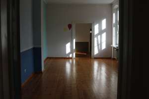 Große Altbauwohnung in der Stadtmitte – Karl-Marx-Straße 86, 16816 Neuruppin – Vorschaubild 3