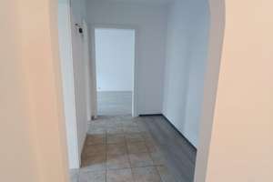 Helle, modernisierte 4-Zimmer-Wohnung mit TG-Stellplatz in Möhringen – TOP LAGE !!! – Die vollständige Adresse der Immobilie erhältst du vom Anbieter., 70567 Möhringen-Ost, Stuttgart – Vorschaubild 6