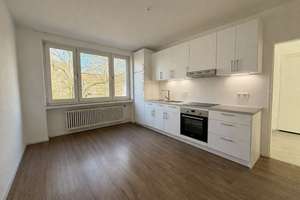 Moderne 2,5-Zimmer Wohnung im Herzen Aachens - frisch renoviert und WG-geeignet