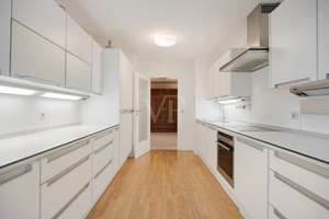 Großzügige Wohnung mit Sonnenbalkon – Die vollständige Adresse der Immobilie erhältst du vom Anbieter., 53177 Pennenfeld, Bonn – Vorschaubild 9
