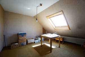 Geräumiges Einfamilienhaus mit großem Garten und Garage in schöner Wohnlage – Reutlingen (Kreis) – Vorschaubild 17