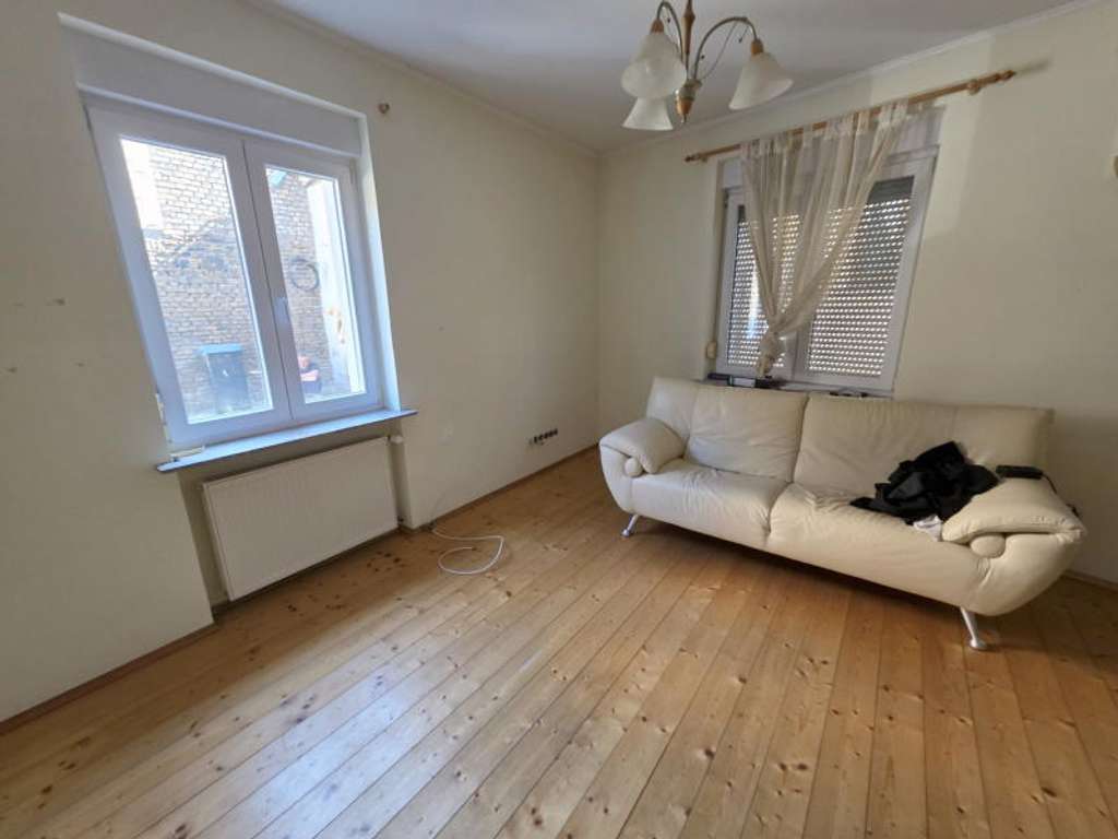 Immobilie in Langenlonsheim - Bauernhaus in Langenlonsheim mit Ausbaureserve - Bild 1