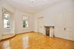 Elegant apartment set in historic surroundings – Die vollständige Adresse der Immobilie erhältst du vom Anbieter., 65189 Südost, Wiesbaden – Vorschaubild 1