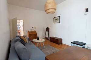 Kreuzberger Kiez: 2-Zimmer-Wohnung zum Selbstbezug, sanierter Altbau, Dielenboden, provisionsfrei – Reichenberger Straße 155, 10999 Kreuzberg, Berlin – Vorschaubild 3