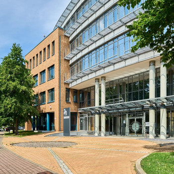 Ausbau nach Wunsch | Kurzfristig Verfügbar