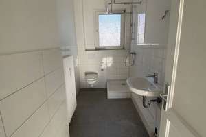 1-Zimmer-Wohnung in der Kieler Vorstadt. Vor Einzug Renoviert mit Einbauküche – Holstenstraße 56-58, 24103 Vorstadt, Kiel – Vorschaubild 3