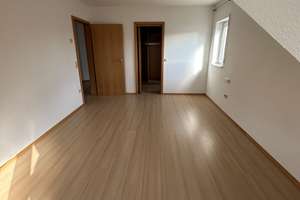 Lichtdurchflutetes Haus mit großem Garten – Die vollständige Adresse der Immobilie erhältst du vom Anbieter., 76228 Palmbach, Karlsruhe – Vorschaubild 12