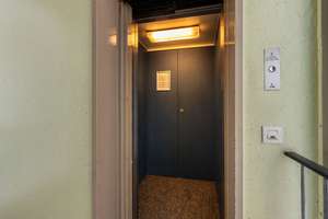 Bezugsfertige, energetisch modernisierte 2-Zimmer-Wohnung mit idealem Schnitt, Aufzug & TG – 50825 Neuehrenfeld, Köln – Vorschaubild 24
