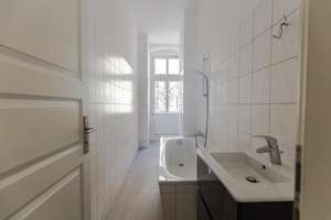 Exklusive 1-Zimmerwohnung mit Balkon – Meyerheimstraße 15-16, 10439 Prenzlauer Berg, Berlin – Vorschaubild 4
