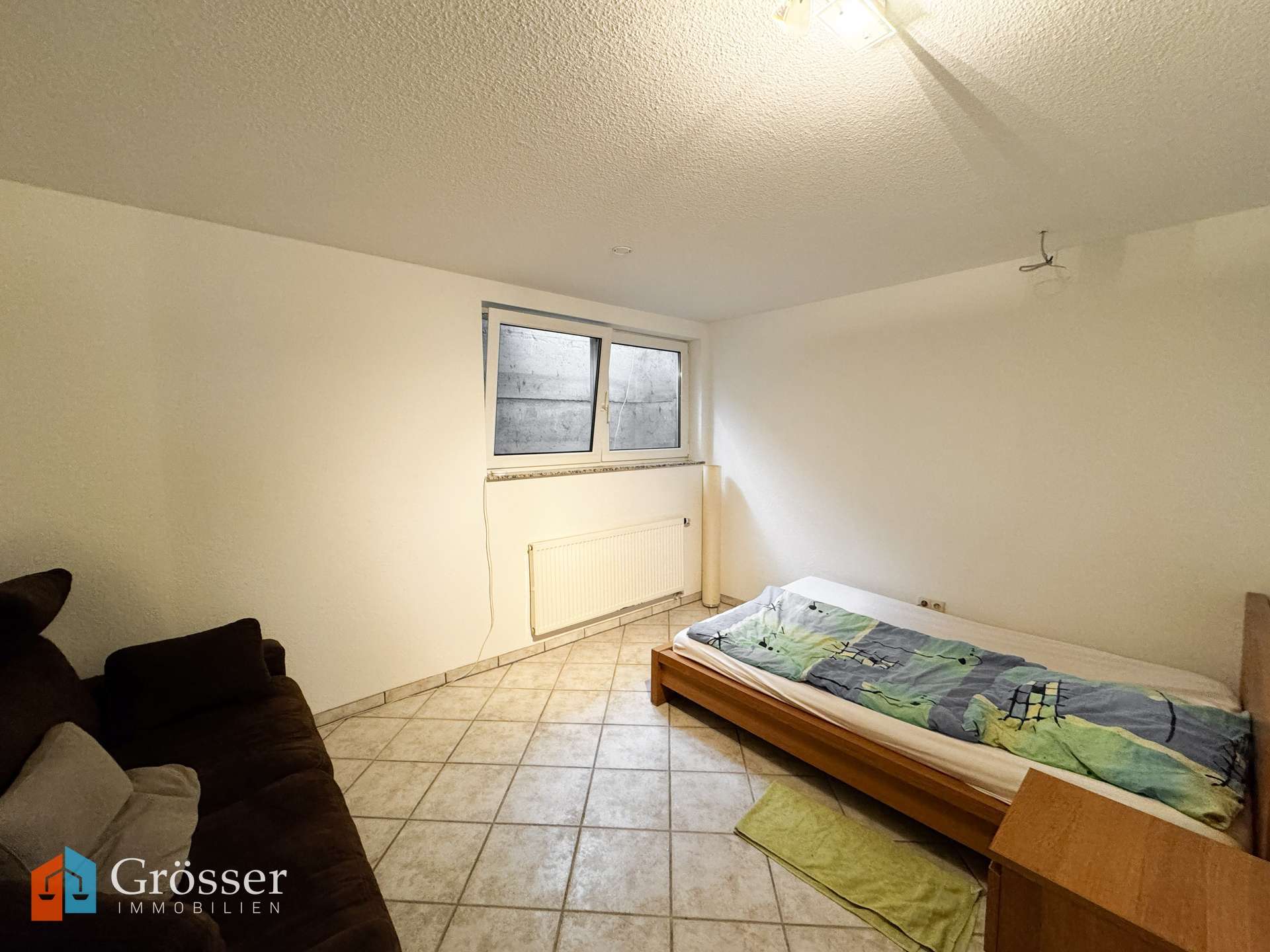 Immobilie in Eppingen - sehr schöne 4 Zimmerwohnung mit Nebenflächen, Möglichkeiten und großem Garten - Bild 10