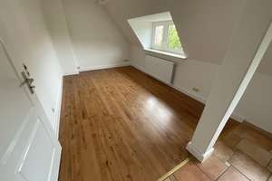 2 Zimmer-Dachgeschosswohnung mit geräumiger Wohnküche – Trappenstraße 13, 23558 Sankt Lorenz Nord, Lübeck – Vorschaubild 3