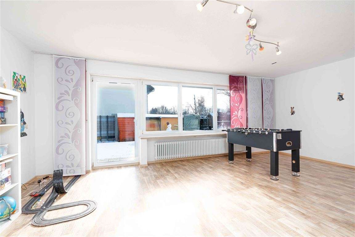 Immobilie in Friedberg - *Familienhaus & Raumwunder*  Ein außergewöhnlicher Grundriss trifft Wohnkomfort & Energieeffizienz - Bild 5