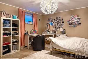 Property thumbnail 25