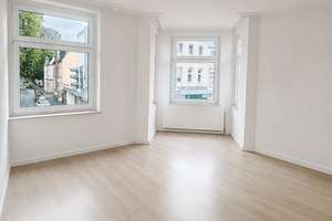 Großzügige 6-Zimmer-Wohnung mit Balkon in Bochum-Werne – 44894 Werne, Bochum – Vorschaubild 8