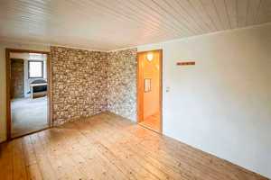 Wohnglück gestalten: EFH inkl. Nebengebäude und Scheune in naturnaher Lage – Bad Dürkheim (Kreis) – Vorschaubild 8