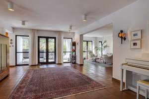 Ein Zuhause mit Seltenheitswert – Architektenhaus auf parkähnlichem Grundstück – Die vollständige Adresse der Immobilie erhältst du vom Anbieter., 46119 Klosterhardt-Süd, Oberhausen – Vorschaubild 3