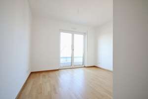Familienfreundliche 4-Zimmer-Wohnung mit Dachterrasse – Auerberger Mitte 14, 53117 Auerberg, Bonn – Vorschaubild 2