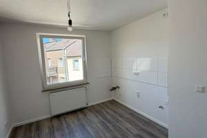 Helle, frisch modernisierte 2 Zimmerwohnung – 40597 Benrath, Düsseldorf – Vorschaubild 3