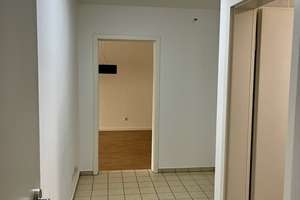 Von Privat – Provisionsfrei: Charmante 2-Zimmer-Erdgeschosswohnung mit Garten in Parkstadt Schwabing – Gunta-Stölzl-Str. 21, 80807 Alte Heide-Hirschau, München – Vorschaubild 13