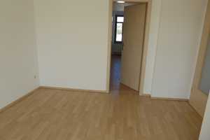 Laß die Sonne rein! - Süße helle 2-Raum im DG mit Balkon – Mosenstr. 4, 9130 Chemnitz – Vorschaubild 5