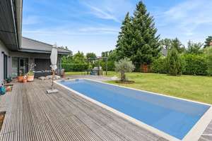 Traumhaftes Einfamilienhaus / Bungalow in Neu-Ulm/Pfuhl –  mit Wellnessoase und Top-Ausstattung – Die vollständige Adresse der Immobilie erhältst du vom Anbieter., 89233 Neu-Ulm – Vorschaubild 18