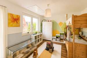 Elegante Doppelhaushälfte in Freiburg: Familienfreundlich, komfortabel und Wildgarten – Die vollständige Adresse der Immobilie erhältst du vom Anbieter., 79112 Waltershofen, Freiburg im Breisgau – Vorschaubild 31