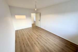 4-Zimmer-Whg., Erstbezug nach Sanierung, gepfl. 6‑Familienhaus, begehrte Lage – Hagedornstraße 2, 45357 Bedingrade, Essen – Vorschaubild 14