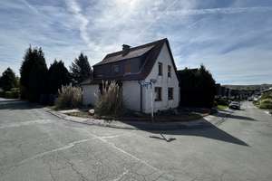 Ein-Zweifamilienhaus sucht große Familie