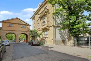 Außergewöhnliche Altbauwohnung mit mehr als 280 m² in der Karlsruher Weststadt – Die vollständige Adresse der Immobilie erhältst du vom Anbieter., 76133 Weststadt, Karlsruhe – Vorschaubild 38
