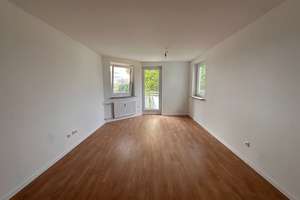 Helle 3-Zimmer-Wohnung mit Balkon in Nürnberg