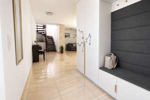 Exklusives Wohnen für höchste Ansprüche – Moderne Architektur trifft nachhaltige Energieeffizienz – Die vollständige Adresse der Immobilie erhältst du vom Anbieter., 76228 Stupferich, Karlsruhe – Vorschaubild 2