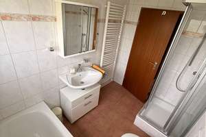 🏡  Provisionsfrei - EFH-Gefühl in Pulheim: 131 m² DHH mit 692 m² Grundstück & 2 Garagen  (Preis VB – Eichenweg 2, 50259 Pulheim – Vorschaubild 8