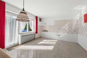 Haus mit Weitblick: viel Raum, schöner Garten und Bodenseesicht – Die vollständige Adresse der Immobilie erhältst du vom Anbieter., 78465 Litzelstetten, Konstanz – Vorschaubild 5