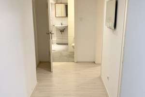 Helle Wohnung mit schöner Terrasse in Top-Lage von Düsseldorf-Oberkassel – provisionsfrei – 40545 Oberkassel, Düsseldorf – Vorschaubild 2