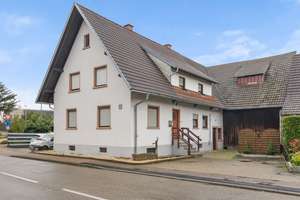 Charmantes Einfamilienhaus mit Scheune in Önsbach/Achern – Die vollständige Adresse der Immobilie erhältst du vom Anbieter., 77855 Achern – Vorschaubild 1