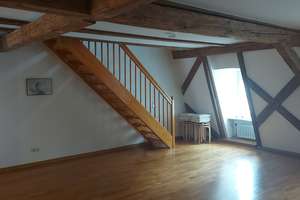 Altstadt Regensburg, Bismarckplatz: Großzügige 2 1/2 Zimmer-Dachgeschoss Wohnung mit großer Galerie – Die vollständige Adresse der Immobilie erhältst du vom Anbieter., 93047 Innenstadt, Regensburg – Vorschaubild 5