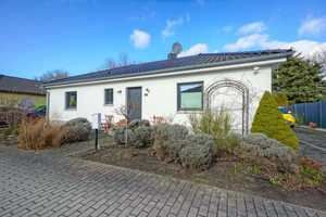 Heinz von Heiden Bungalow mit Kamin, Garten & Top-Ausstattung! – Havelland (Kreis) – Vorschaubild 2