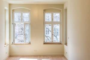 HOMESK - Erstbezug nach Sanierung! 4-Zimmer Altbau mit je Balkonen und Bädern im Prenzlauer Berg – Schönfließer Straße 2, 10439 Prenzlauer Berg, Berlin – Vorschaubild 2